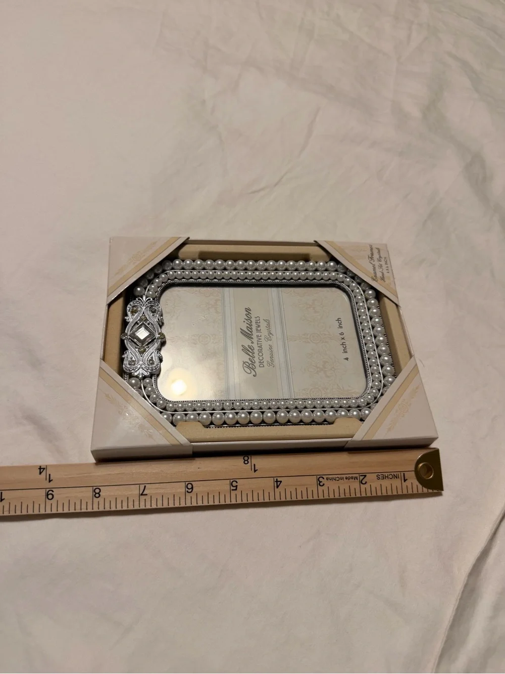 New Belle Maison Decorative Jewels Faux Pearl & Crystal Frame- size: 4